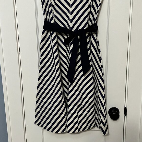 Talbots shoreline chevron striped dress navy size 8 petite preppy nautical - Picture 6 of 10